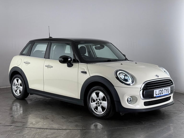 image for  MINI Hatch 1.5 Cooper Classic Euro 6 (s/s) 5dr Petrol Manual