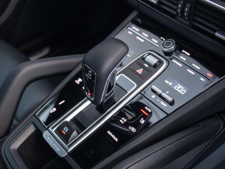 2022 Porsche Cayenne Estate Special Editions E-Hybrid Platinum Edition 5dr Tiptronic  Estate Plug...