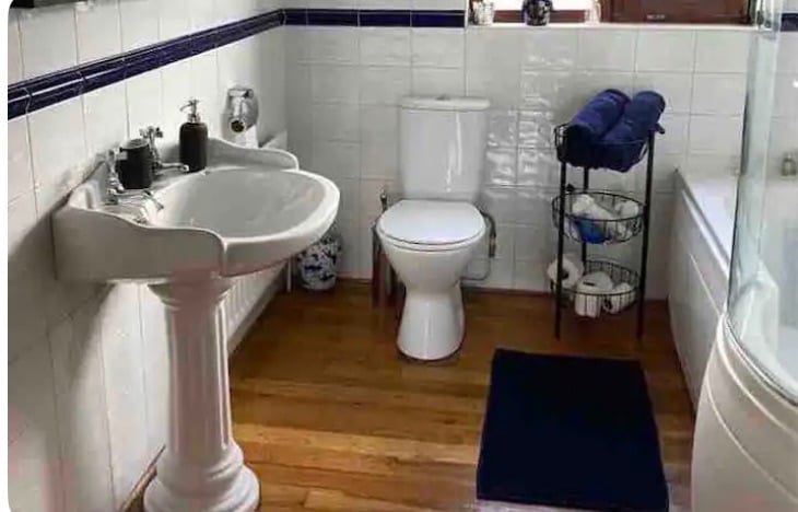 Beautiful Antrim Road apartment with a sea view  