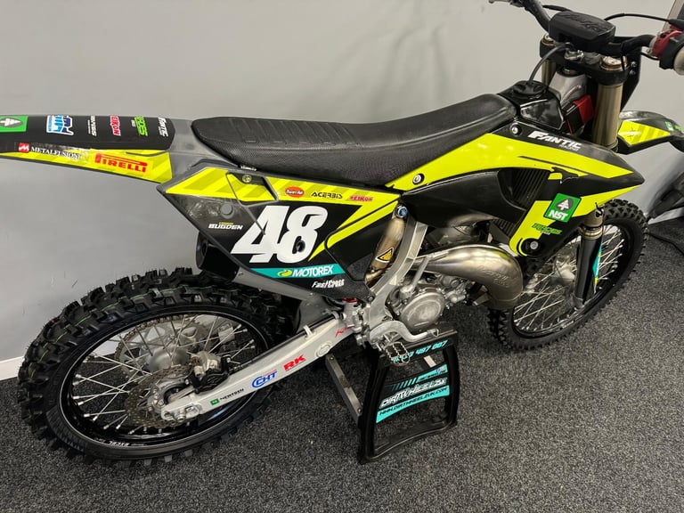 Fantic XX125 2024 Black Edition YZ125 - DIRT Wheelz UK 01633 497007