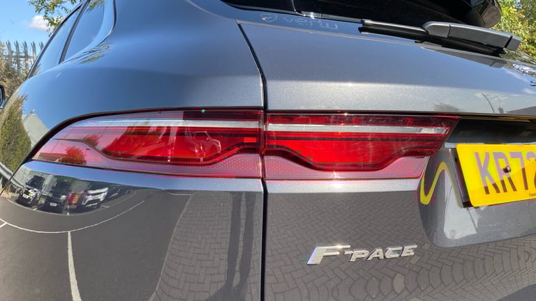 2022 Jaguar F-Pace 3.0 D300 R-Dynamic HSE 5dr Auto AWD ESTATE DIESEL Automatic