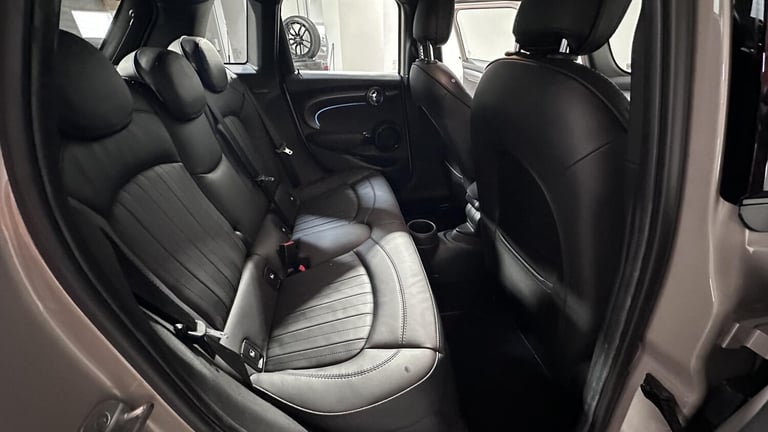 2023 MINI Hatch 1.5 Cooper Exclusive 5dr Auto [Comfort/Nav Pack] HATCHBACK PETROL Automatic