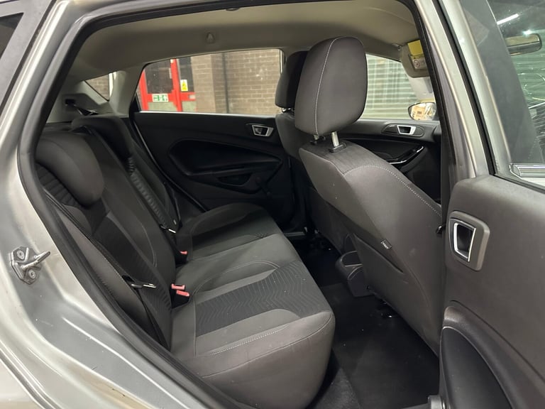 2016 Ford Fiesta 1.0 EcoBoost Zetec 5dr HATCHBACK Petrol Manual