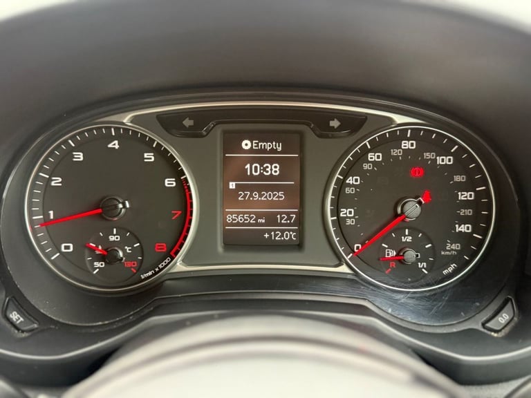2011 Audi A1 1.2 TFSI S line Hatchback 3dr Petrol Manual Euro 5 (s/s) (86 ps) Hatchback Petrol Ma...