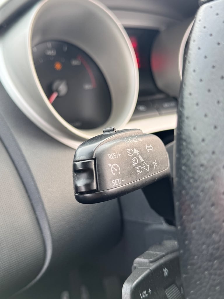 Seat, IBIZA, Hatchback, 2011, Manual, 1598 (cc), 3 doors