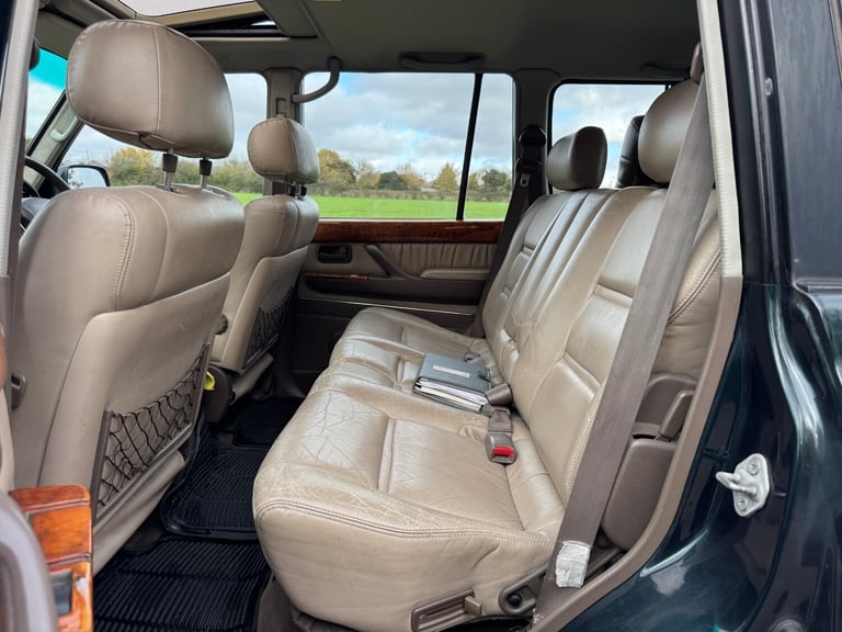 TOYOYA LAND CRUISER AMAZON VX 4.5 24 VALVE PETROL 4X4 1996 [P] GREEN