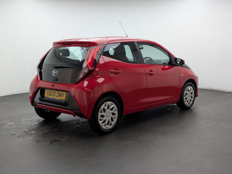 2020 Toyota AYGO 1.0 VVT-i x-play Hatchback 5dr Petrol Manual Euro 6 (71 ps) REVERSING CAMER HATC...