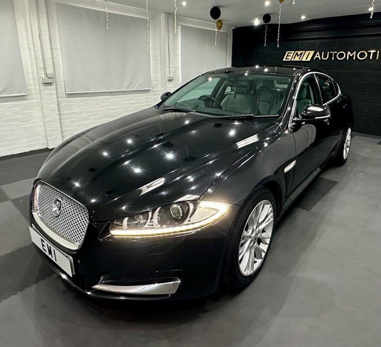 2012 Jaguar XF 2.2d Luxury 4dr Auto SALOON DIESEL Automatic
