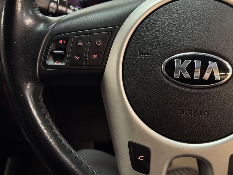 2017 Kia Venga 1.6 3 Auto Euro 6 5dr HATCHBACK Petrol Automatic