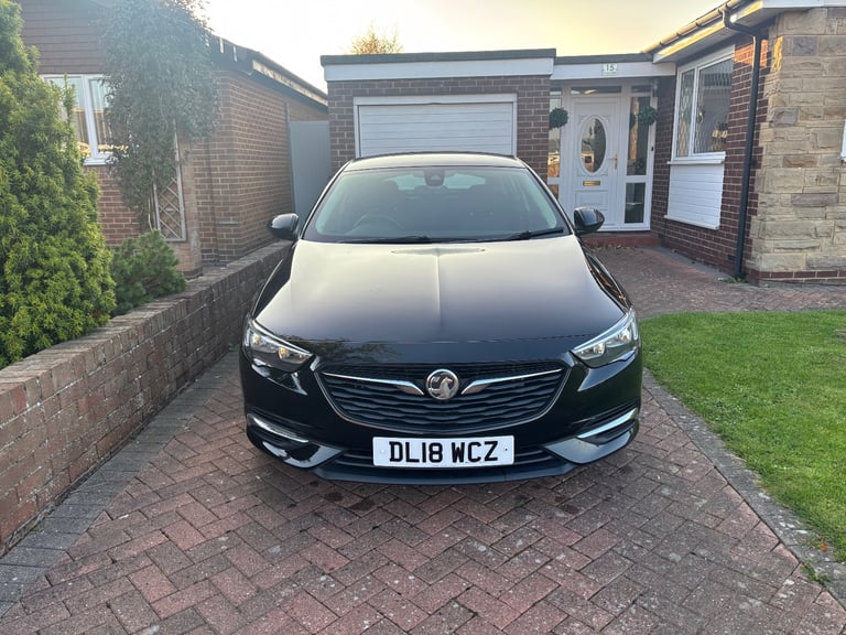 Vauxhall, INSIGNIA, Hatchback, 2018, Other, 1598 (cc), 5 doors