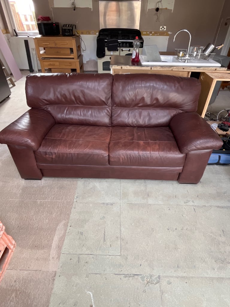 Leather Sofas 