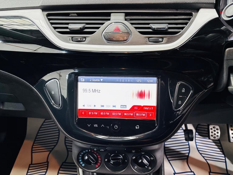 2015 Vauxhall Corsa 1.4i ecoTEC Limited Edition Euro 6 3dr HATCHBACK Petrol Manual