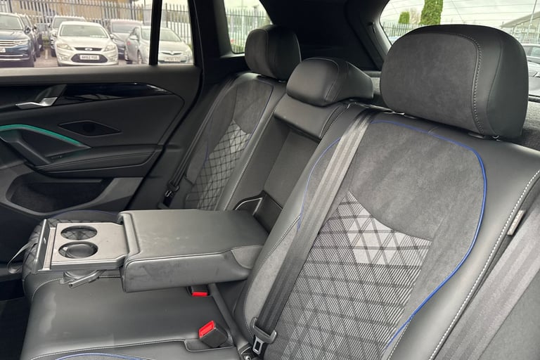 2024 Volkswagen Tiguan 1.5 eTSI MHEV R-Line DSG Euro 6 (s/s) 5dr SUV Automatic