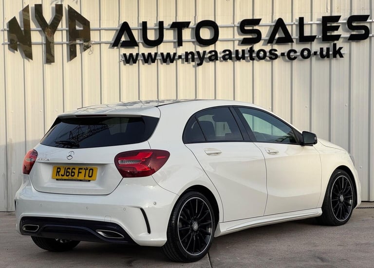 MERCEDES-BENZ A CLASS 2.1 A200d AMG Line (Premium) 7G-DCT Euro 6 (s/s) 5dr 2016