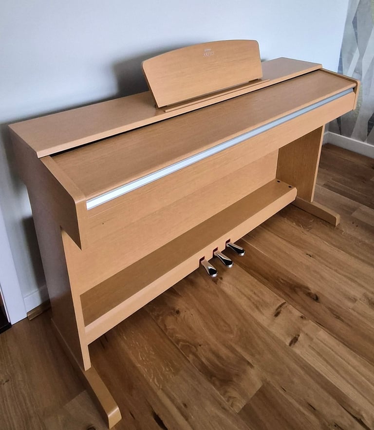 image for Yamaha Arius YDP-141 Electric Digital Piano