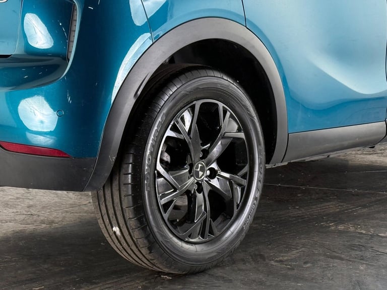 2019 DS Automobiles DS 3 1.2 PureTech 155 Prestige 5dr EAT8 MPV PETROL Automatic