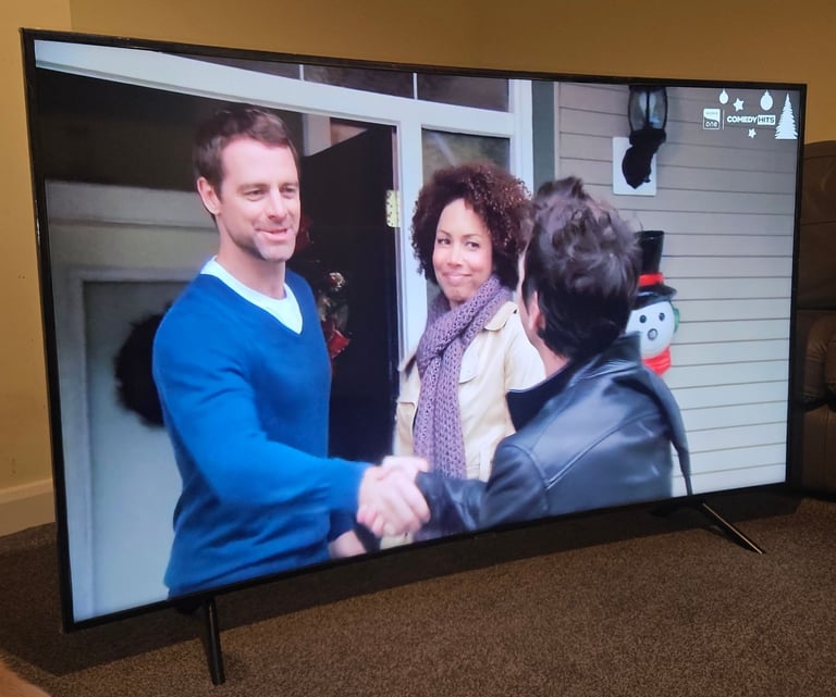 image for Samsung 65” 4K Curved Smart TV – Like New! Stand & Remote Included