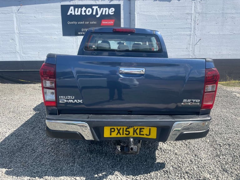 2015 Isuzu D-Max 2.5 D-Max Yukon Twin T Double Cab TD 4WD 5dr Pickup Diesel Manual