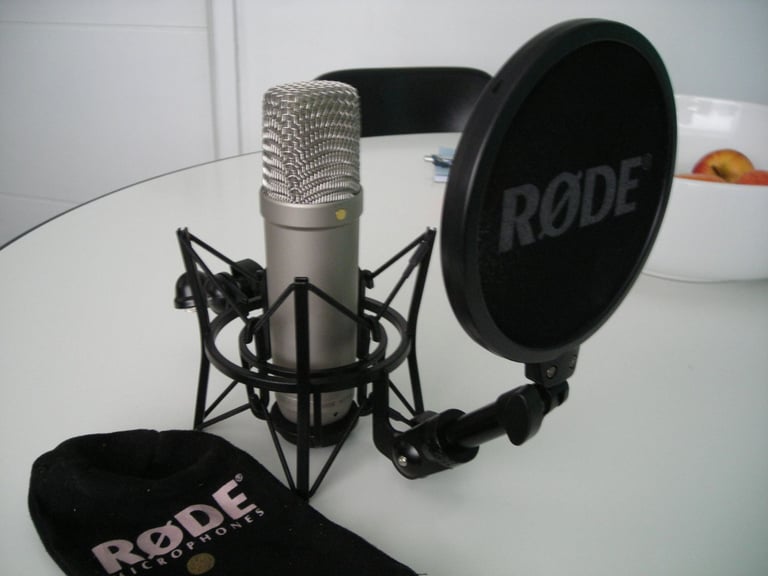 RODE NT1A CONDENSER MICROPHONE PACKAGE