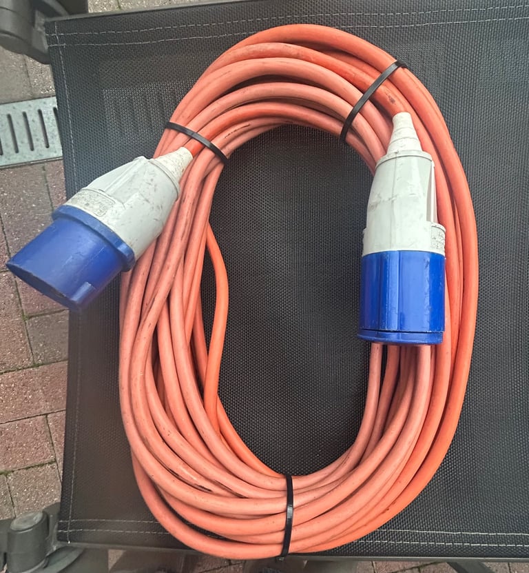 Caravan Hook Up Cable