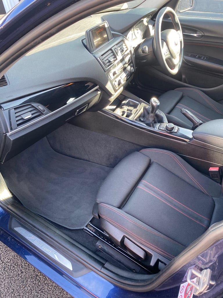2015 BMW 118d Sport