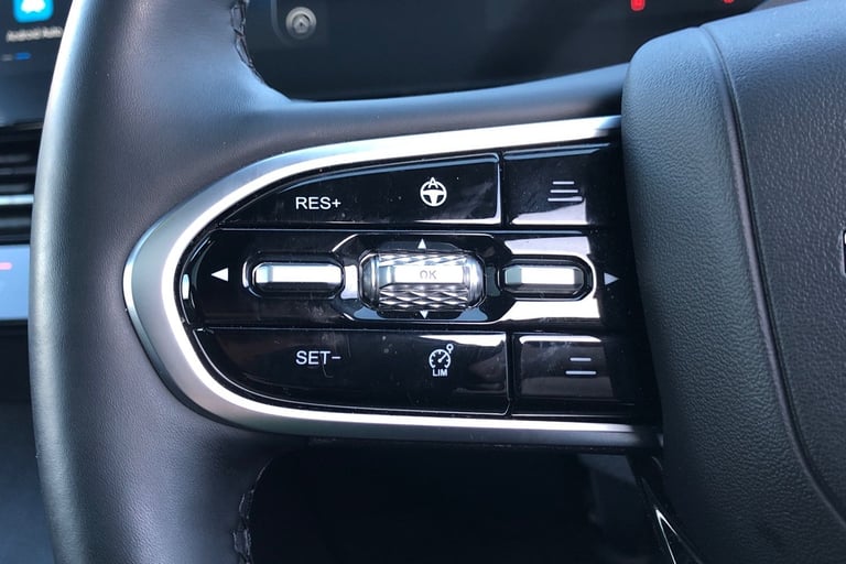 2025 Omoda OMODA 5 1.6 TGDI Noble 5dr 7DCT Hatchback PETROL Automatic