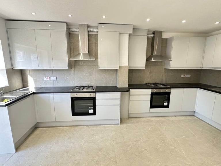 SELECTION OF BRAND NEW ENSUITE BEDSITS CARLYON AVENUE SOUTH HARROW HA2