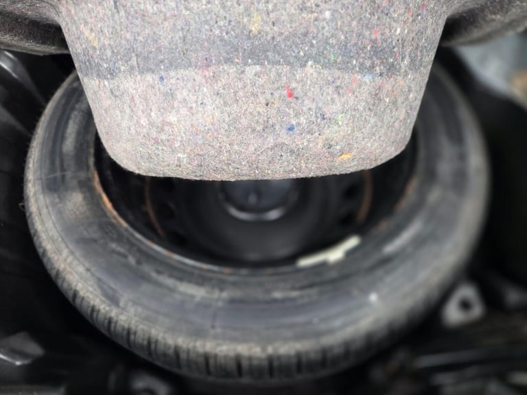 2011 Renault Megane 1.5 dCi Dynamique TomTom Euro 5 5dr HATCHBACK Diesel Manual