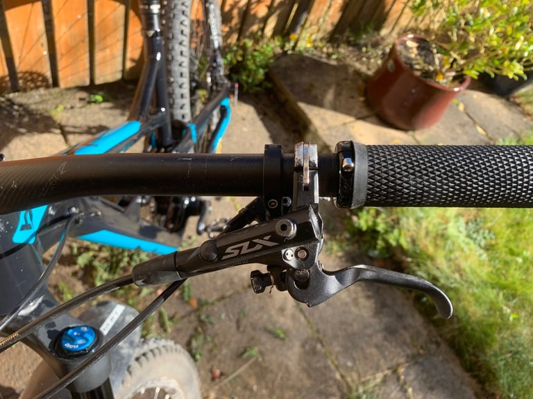 YT Jeffsy mountain bike 