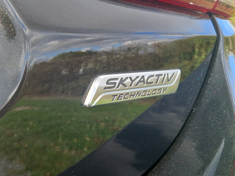 MAZDA MAZDA6 2.0 SKYACTIV-G SE-L 2013