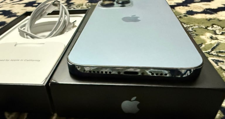 Apple iPhone 13 Pro Max 128 Gb Unlocked Brilliant Original Condition 