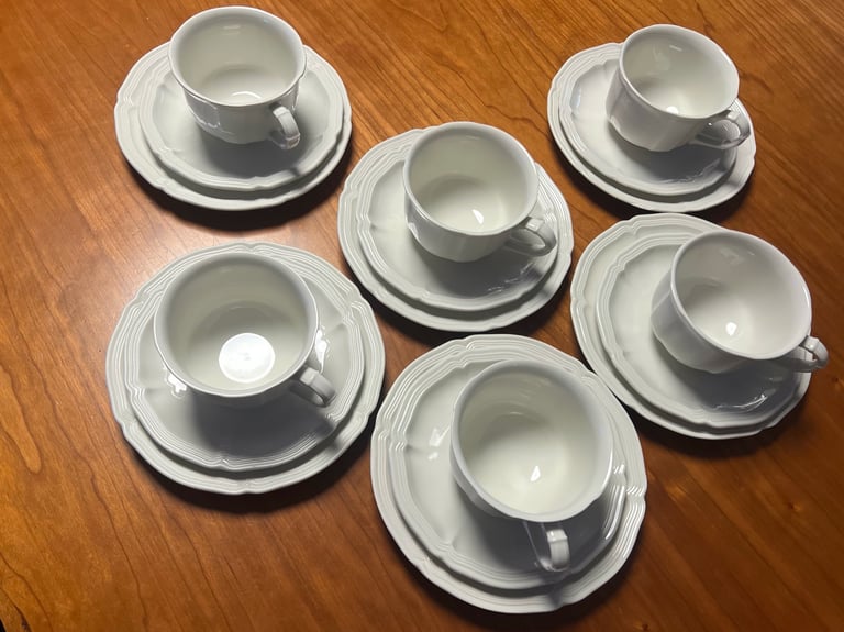 Villeroy and Boch Manoir Porcelain Tea Service