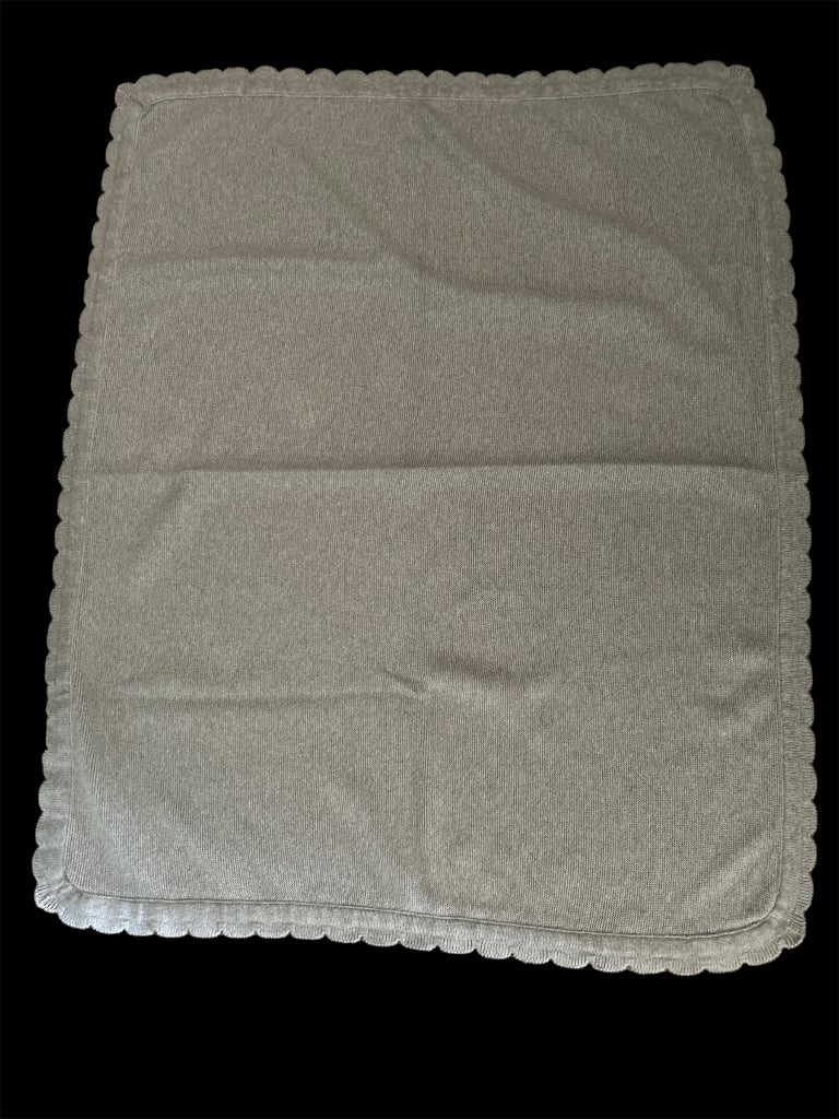 x4 Baby Blankets Cot Blankets Comforters Soothers From 39” x 29” Beautiful Variety £9 each