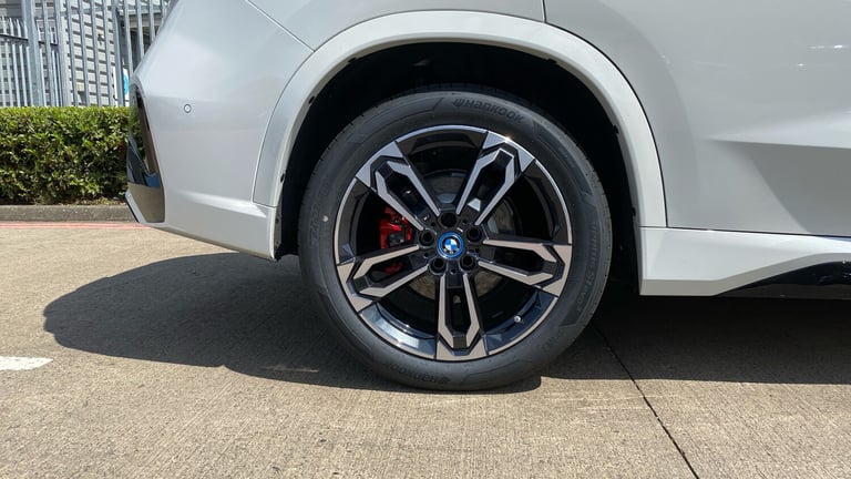 2025 BMW iX1 150kW eDrive20 Shadow Ed 65kWh 5dr Auto [22kWCh] Electric Estate Estate Electric Aut...