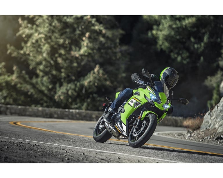 New 2025 Kawasaki MOTORCYCLE Ninja 650 BLACK SAVE £600 WITH NEW RIDERS GRANT*