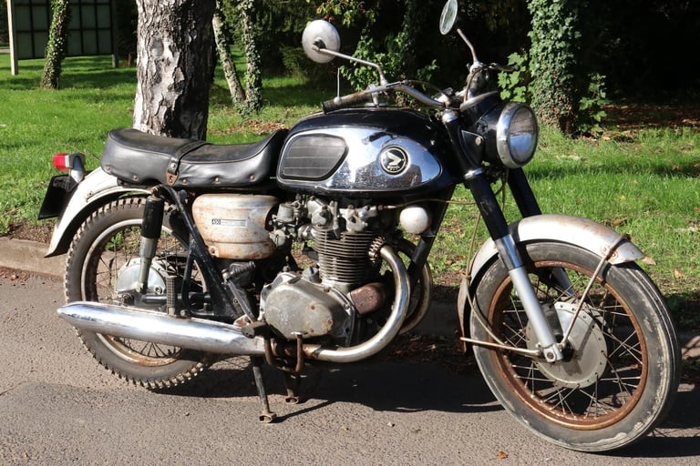 image for Honda CB450 CB 450 Blackbomber 1967 UK bike, winter restoration project.