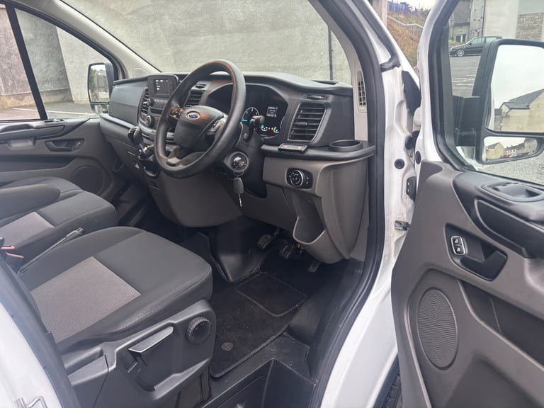 Ford, TRANSIT CUSTOM, Panel Van, 2019, Manual, 1996 (cc)