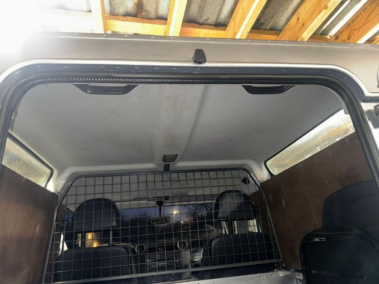 2008 Land Rover Defender 90 2.4 TDCi County Hard Top SUV 4WD SWB Euro 4 3dr PANEL VAN Diesel Manual