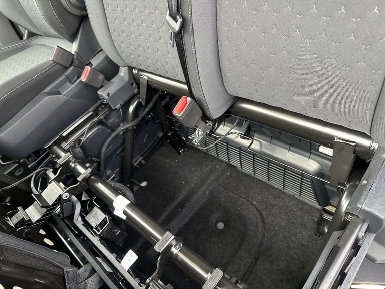 2025 Ford Transit Custom 320 LWB 2.0 Tdci Limited 136PS D/Cab Crew Bus Diesel Manual