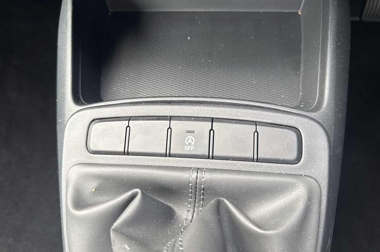 2025 Hyundai i10 1.0 [63] Advance 5dr [Nav] HATCHBACK Petrol Manual