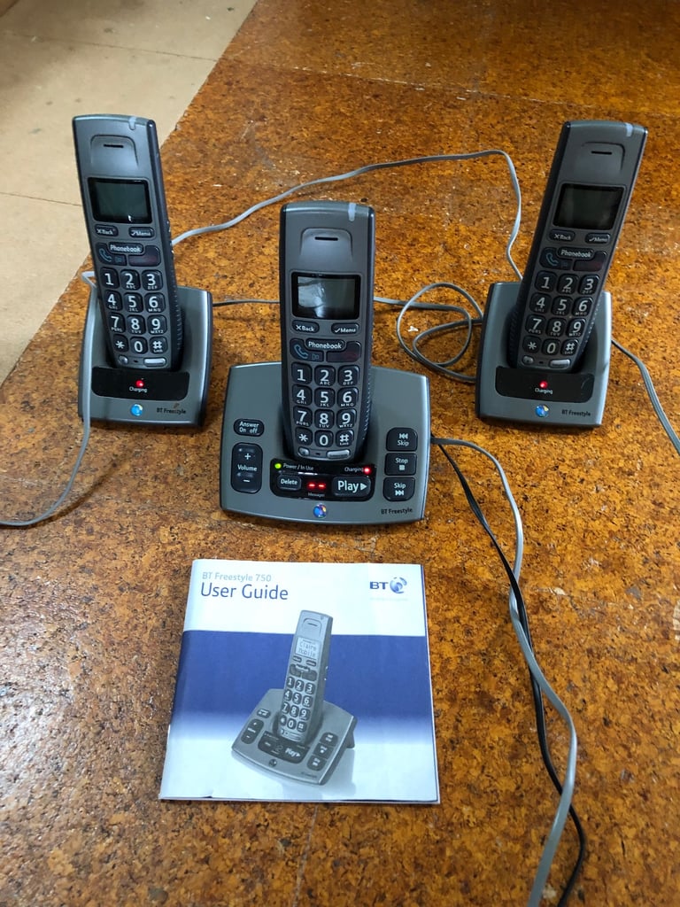 BT Freestyle Telephones x 3 with Answering Machine *FREE*