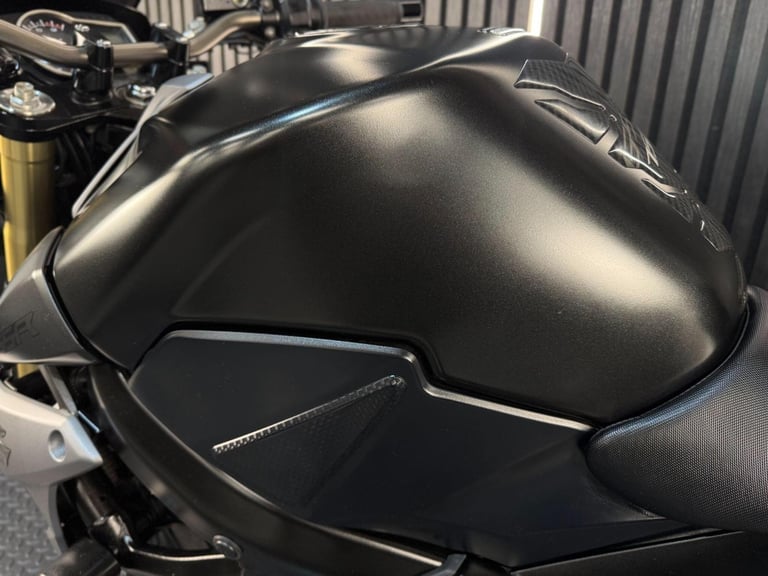 2016 Suzuki GSR750 750