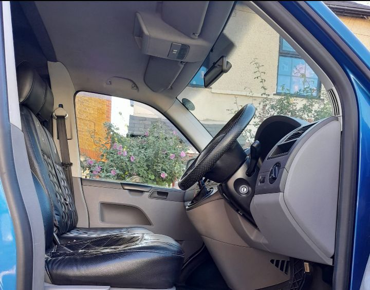 Volkswagen transporter T5 campervan 11 months mot 