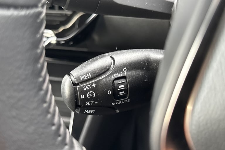 2022 Peugeot 2008 1.2 PureTech Active Premium Euro 6 (s/s) 5dr SUV Manual