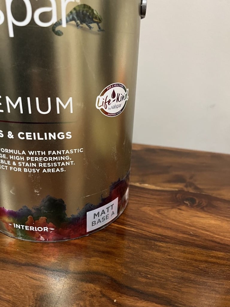 Valspar Premium Walls & Ceilings Cousin Claire Matt Emulsion paint, 5L