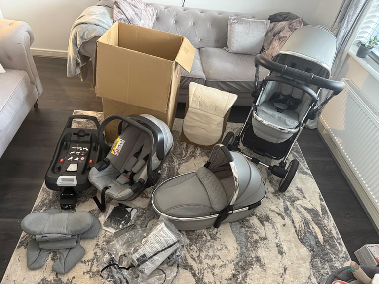 image for Egg travel system 