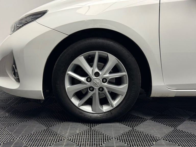 2014 Toyota Auris 1.4 D-4D Icon 5dr HATCHBACK DIESEL Manual