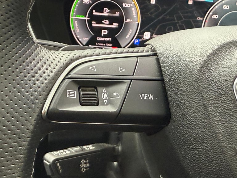  Audi Q5 2.0 TFSIe 55 Competition SUV 5dr Petrol Plug-in Hybrid S Tronic quattro Eur Petrol/Elect...