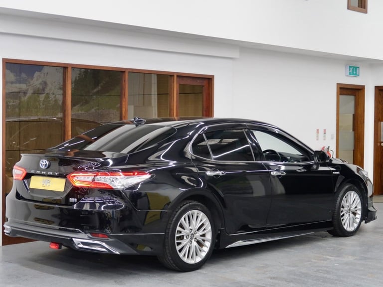 2020 Toyota Camry 2.5 VVT-h Excel CVT Euro 6 (s/s) 4dr Saloon Petrol/Electric Hybrid Automatic
