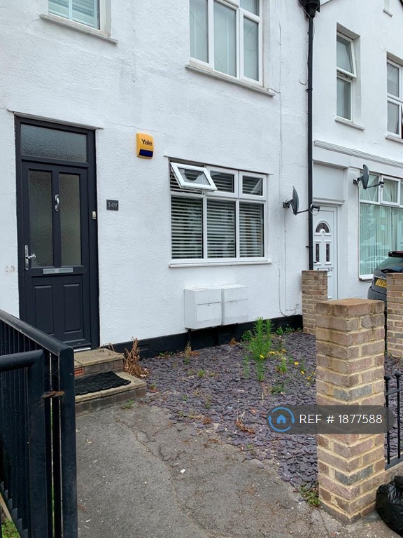 1 bedroom flat in Glendale Gardens, Leigh On Sea, SS9 (1 bed) (#1877588)